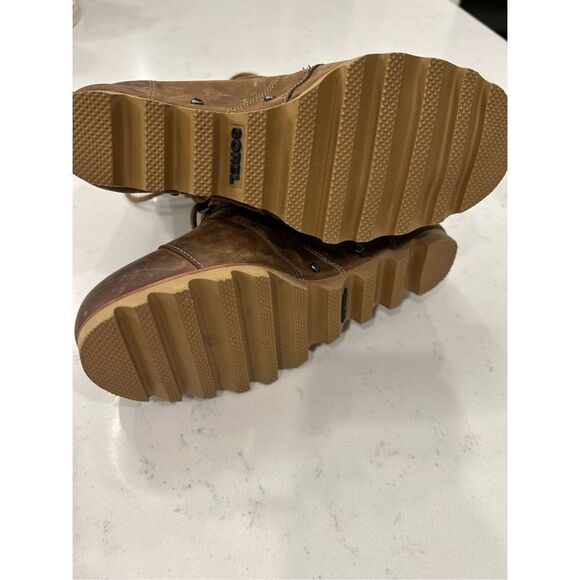 Sorel Joan of Arctic II wedge leather buckle elk boots size 6 tan/brown - Picture 6 of 8